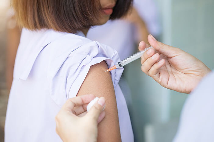 Beberapa Efek Dari Suntik Vaksin Yang Wajar Terjadi Dan Dialami